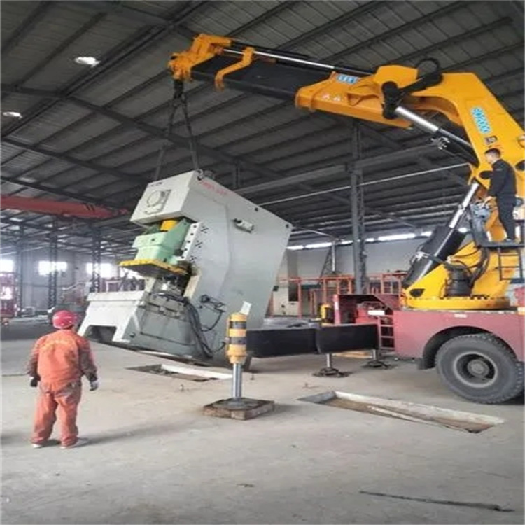 五桂山街道80吨折臂吊车出租附近电话